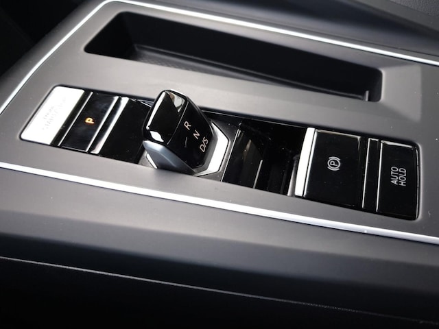 Volkswagen Golf 2.0 TDI DSG Variant