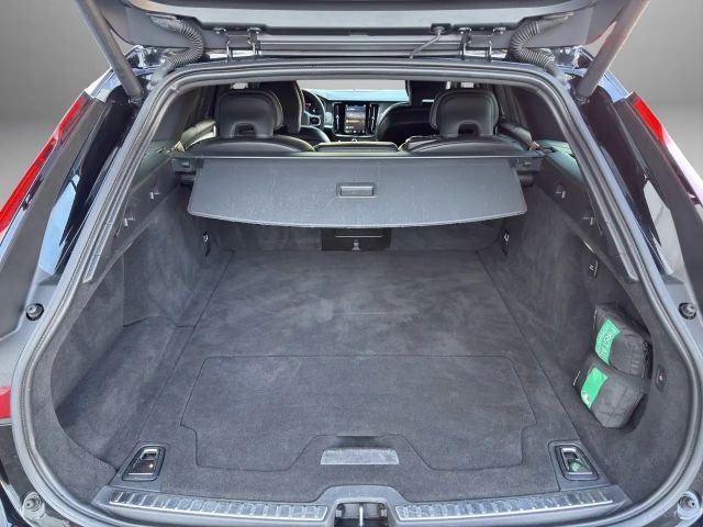 Volvo V90 AWD R-Design Recharge T6
