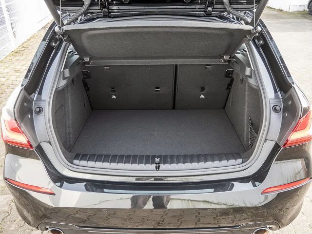 BMW 120 120i Sedan Sport Line