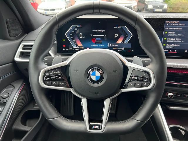 BMW 320 320i M-Sport Sedan