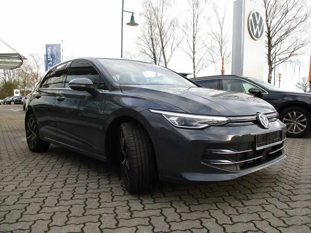 Volkswagen Golf 1.5 eTSI DSG Golf VIII