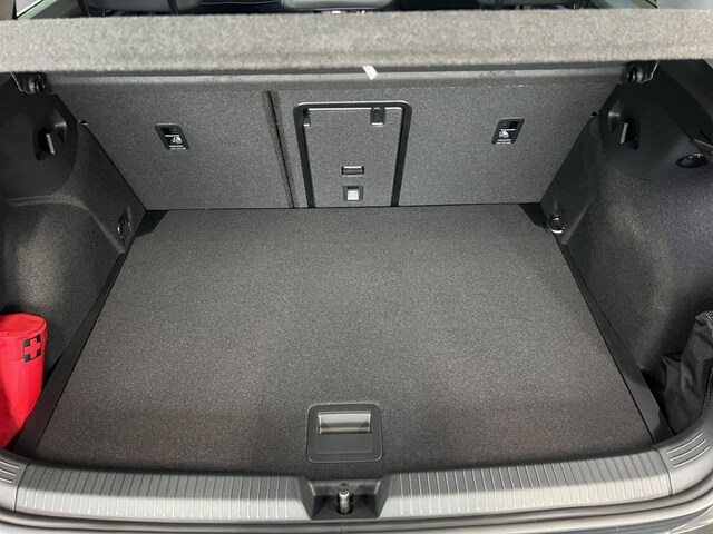 Volkswagen Golf 1.5 eTSI DSG