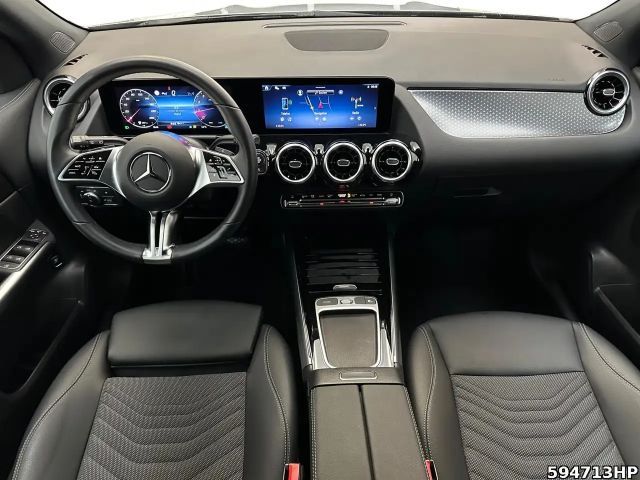Mercedes-Benz GLA 200 Progressive