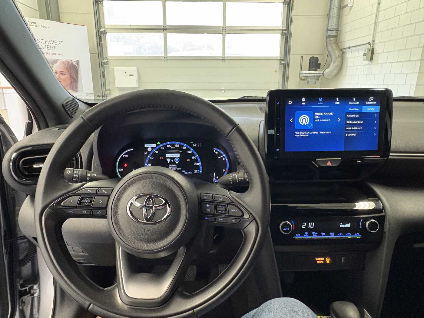 Toyota Yaris Cross 5-deurs Team D