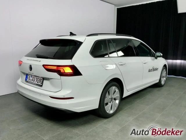 Volkswagen Golf 1.5 TSI Life Variant