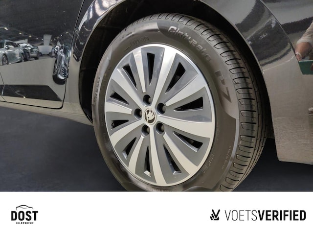 Skoda Superb 2.0 TDI Ambition Combi