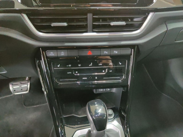 Volkswagen T-Roc 1.5 TSI DSG R-Line