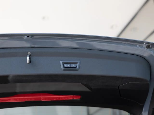 BMW 120 120d M-Sport Sedan