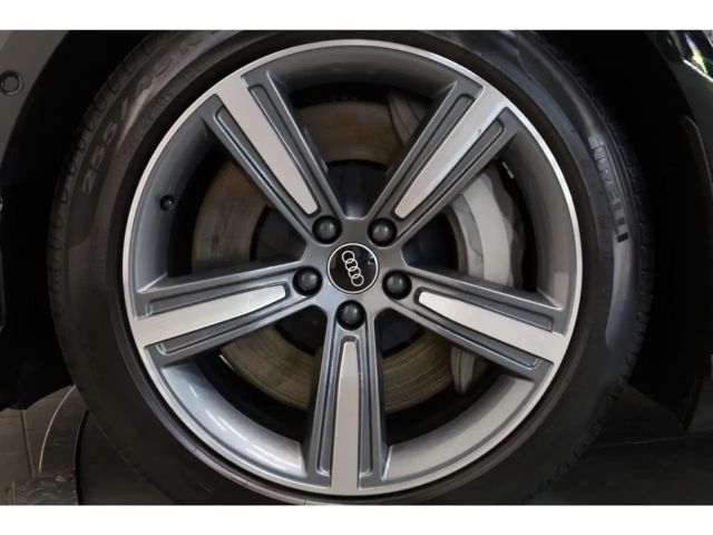 Audi A8 60 TFSI Hybride Quattro