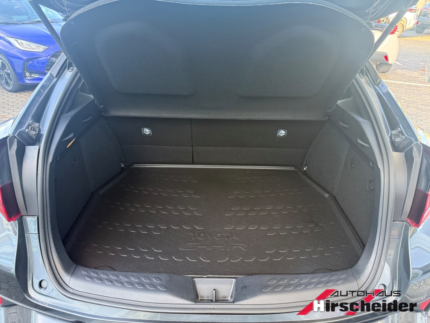 Toyota C-HR 5-deurs Bi-Tone