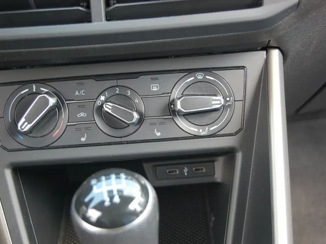 Volkswagen Polo CL App PDC GJR Sitzheizung