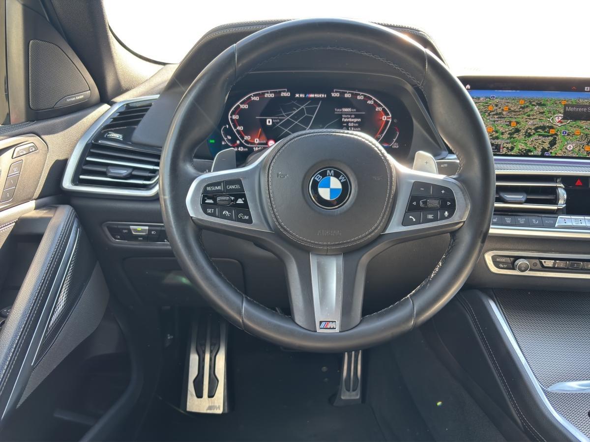 BMW X6 M50i