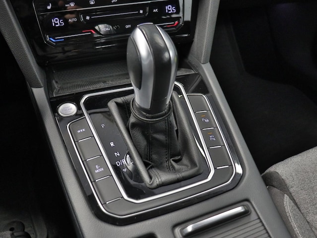 Volkswagen Passat GTE Variant