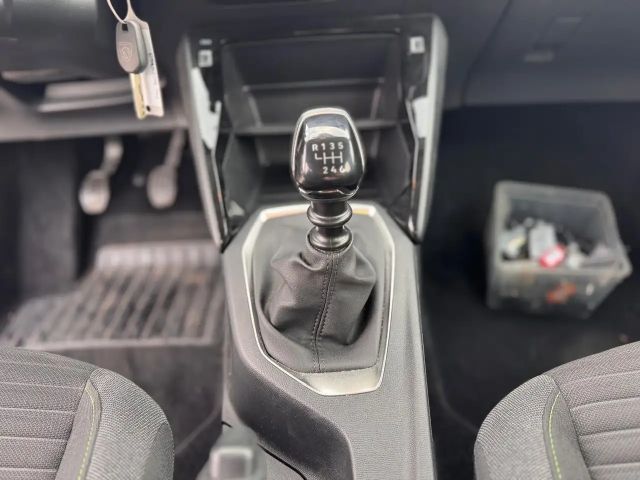 Peugeot 208 Active Pack PureTech