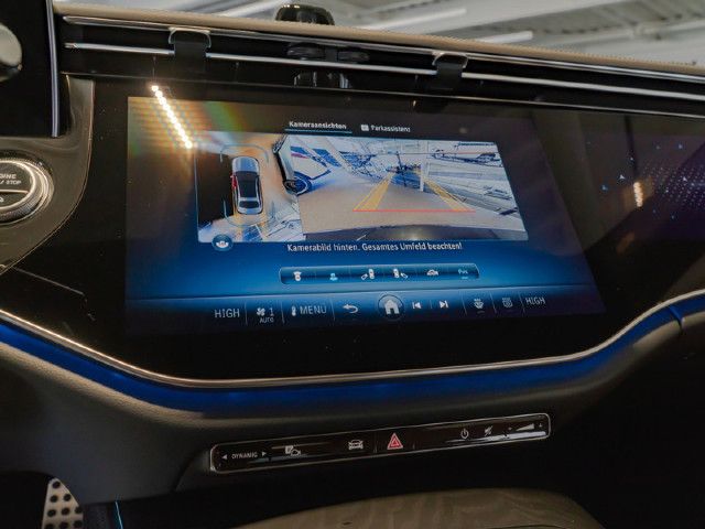 Mercedes-Benz E 200 Sedan