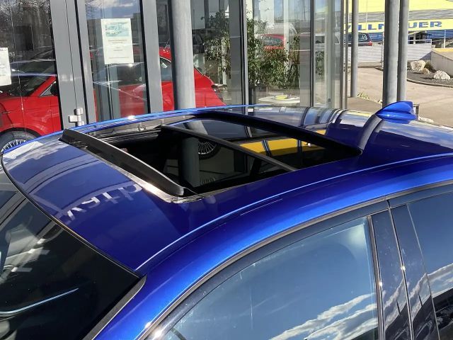 BMW 320 320d M-Sport Sedan