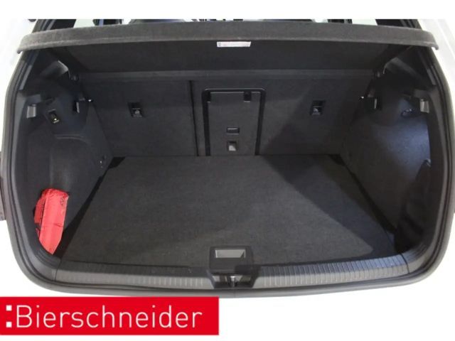 Volkswagen Golf 1.5 eTSI DSG R-Line Style