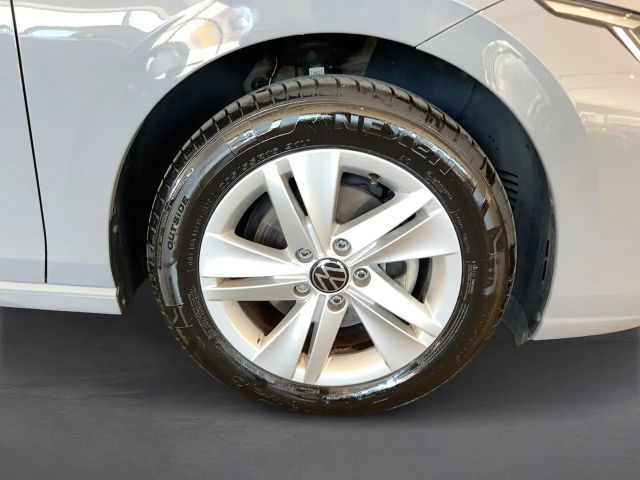 Volkswagen Golf DSG Life