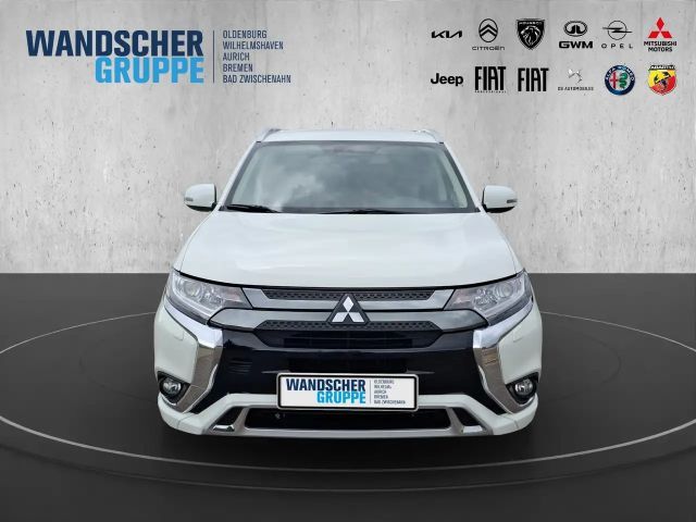 Mitsubishi Outlander PHEV