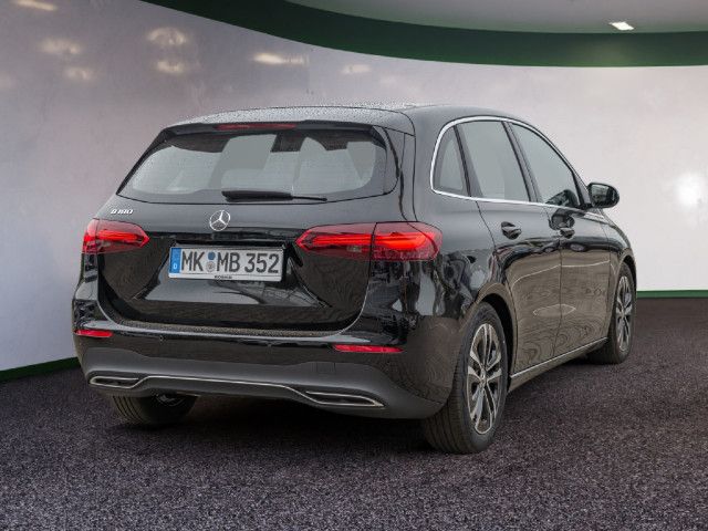 Mercedes-Benz B 180 Sedan