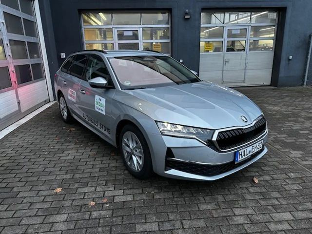 Skoda Octavia Combi Selection