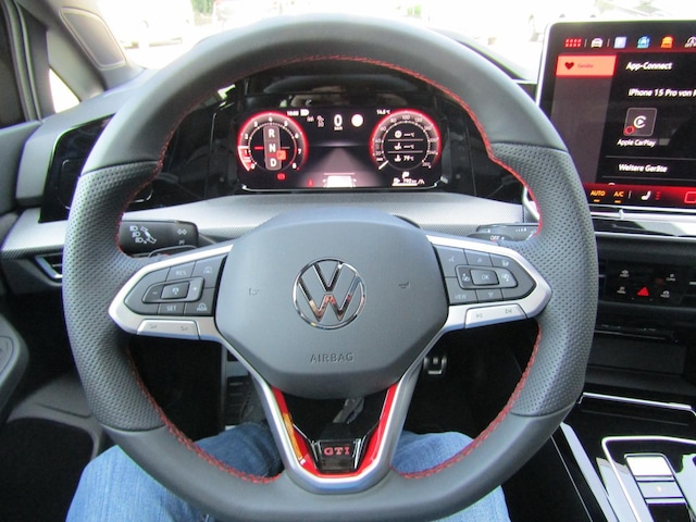 Volkswagen Golf 2.0 TDI DSG IQ.Drive