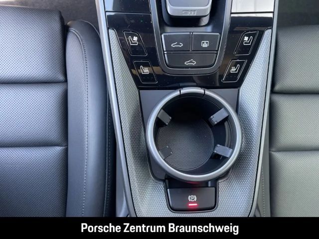 Porsche 992 Carrera Coupé