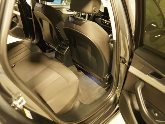 Audi A4 35 TDI Avant S-Line S-Tronic