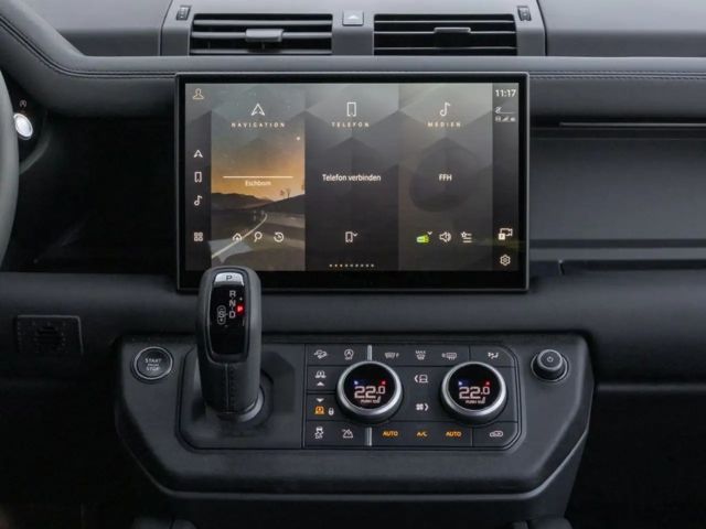 Land Rover Defender 110 D250 Dynamic SE