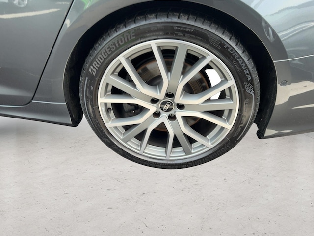 Audi S6 Avant Quattro