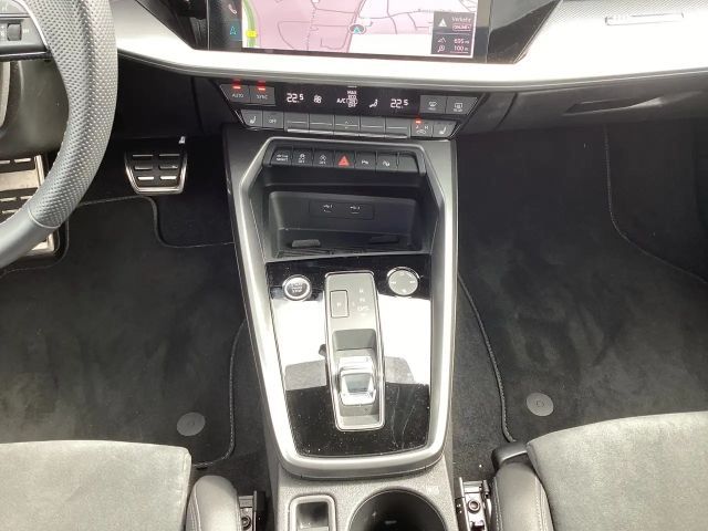 Audi A3 35 TDI S-Line S-Tronic Sedan