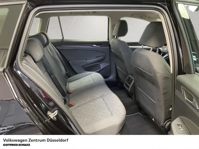 Volkswagen Golf 1.5 eTSI DSG Life Variant