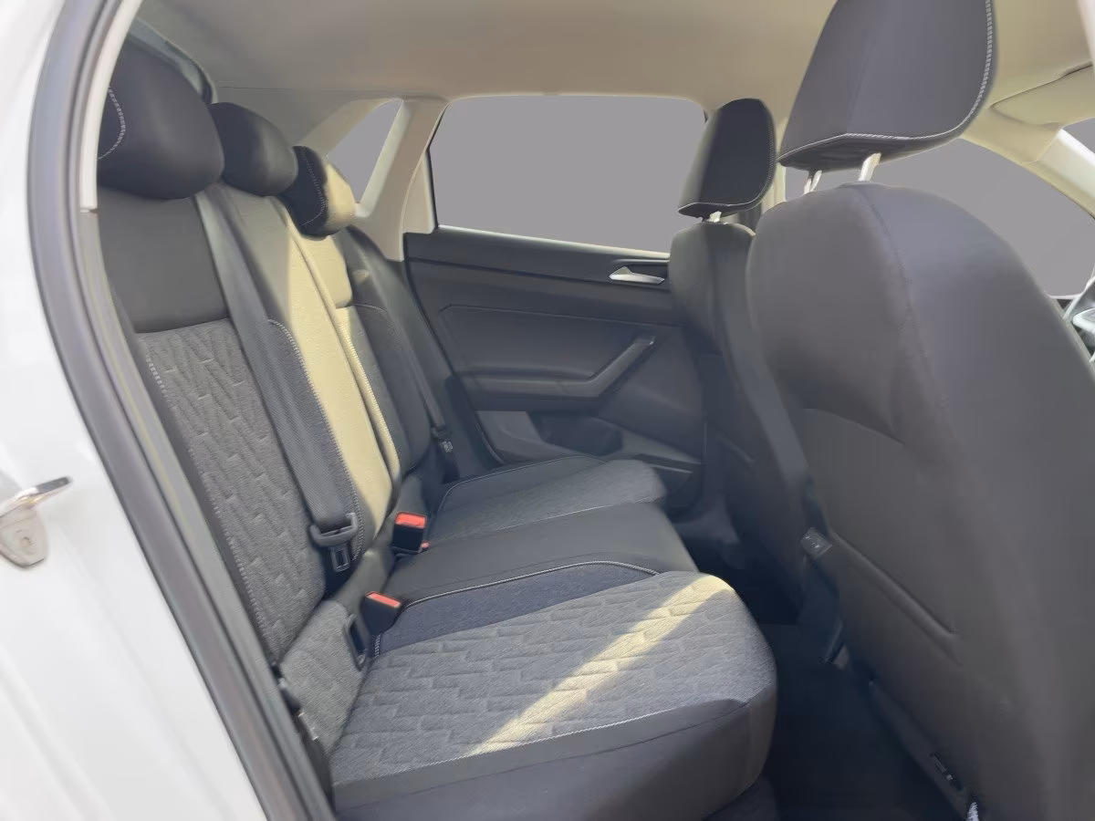 Volkswagen Polo IQ.Drive Move