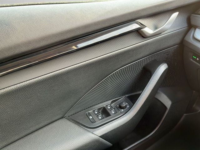 Skoda Octavia Combi Selection