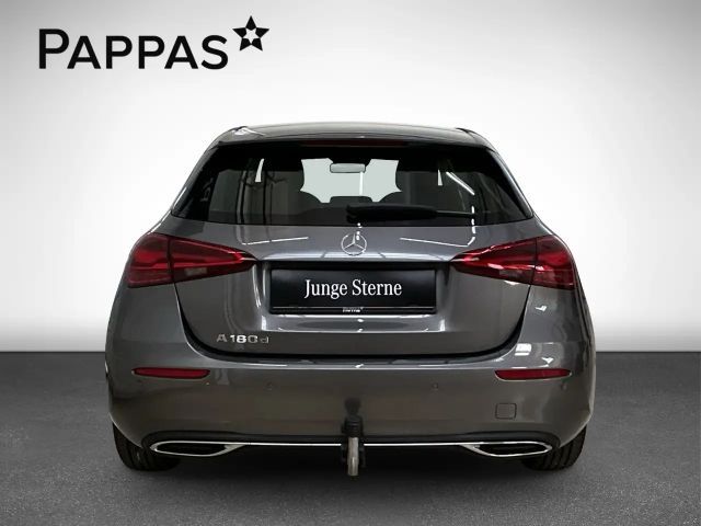 Mercedes-Benz A 180 A 180 d Hatchback