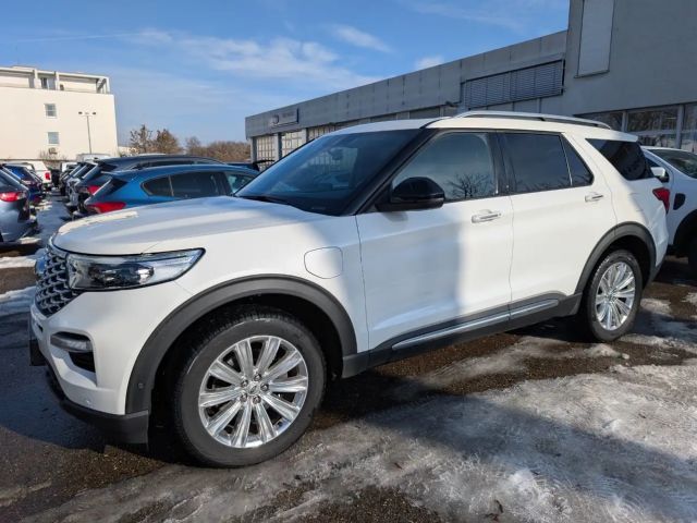 Ford Explorer Platinum Plug in Hybrid