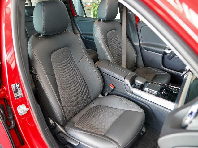 Mercedes-Benz EQB 250