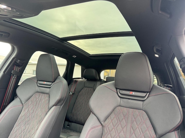 Audi Q6 e-tron Quattro