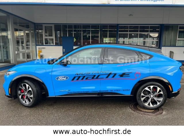 Ford Mustang Mach-E AWD Premium