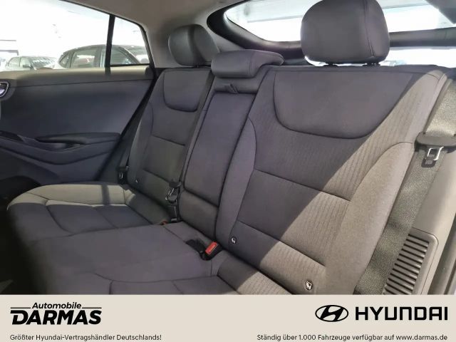 Hyundai Ioniq Hybrid Plug-in Style