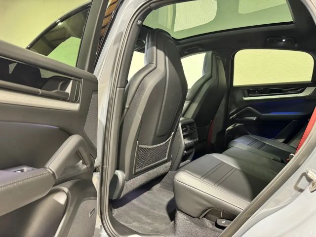 Porsche Cayenne Coupé E-Hybrid