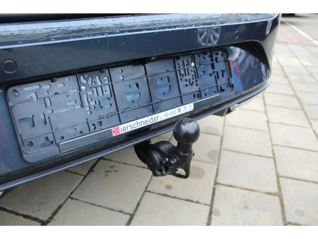 Seat Leon 1.5 TSI DSG FR-lijn Sportstourer