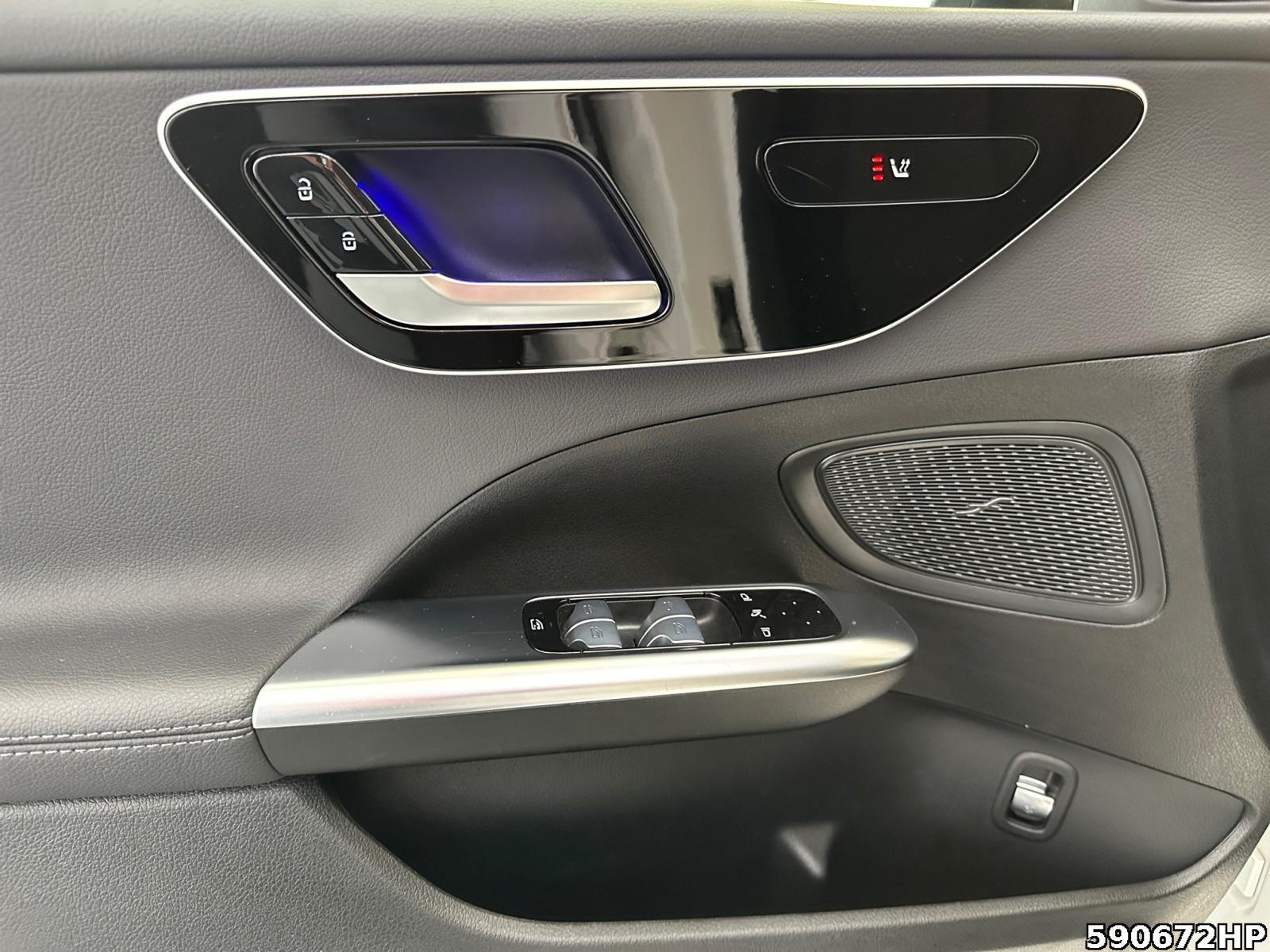 Mercedes-Benz C 180 AVANTGARDE Sedan