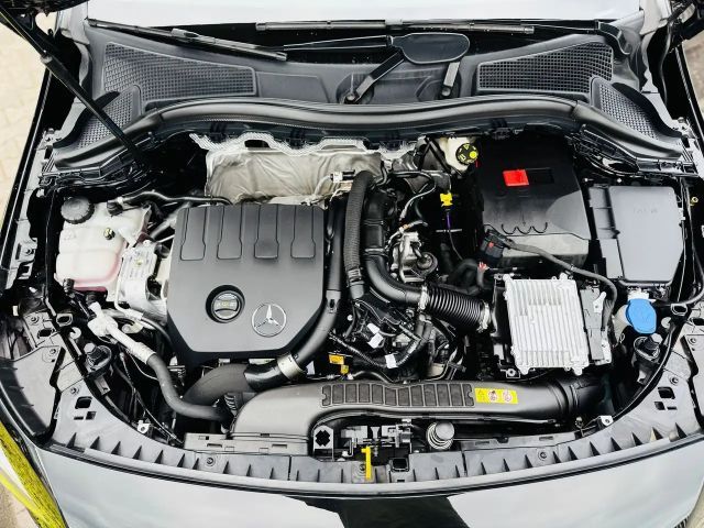 Mercedes-Benz B 180 Progressive Sedan