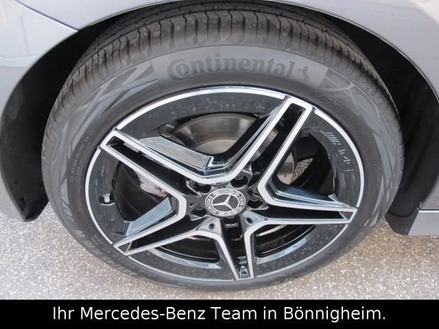 Mercedes-Benz A 180 AMG Line