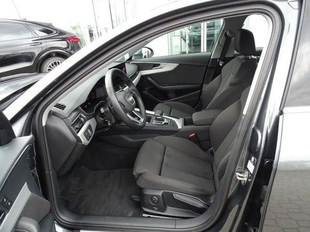 Audi A4 40 TFSI Avant S-Line S-Tronic