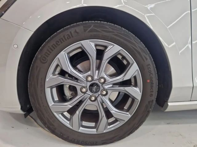 Ford Focus EcoBoost ST Line Wagon