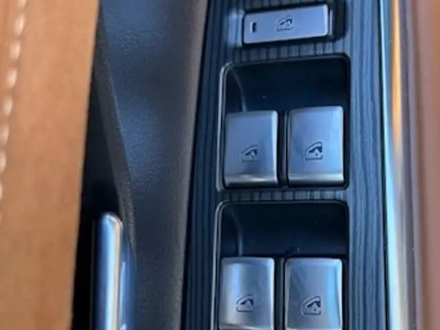 Mazda 6e Plus Takumi