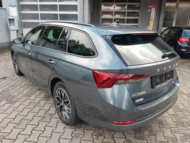 Skoda Octavia 1.5 TSI Ambition Combi