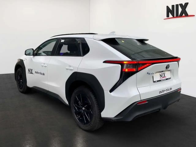 Toyota bZ4X 4x2 Team D